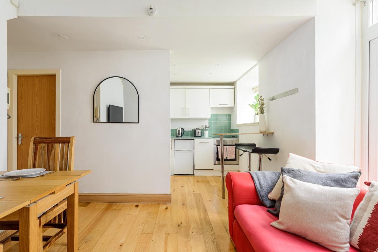 The Old Town Cockburn Apartment Единбург Екстериор снимка